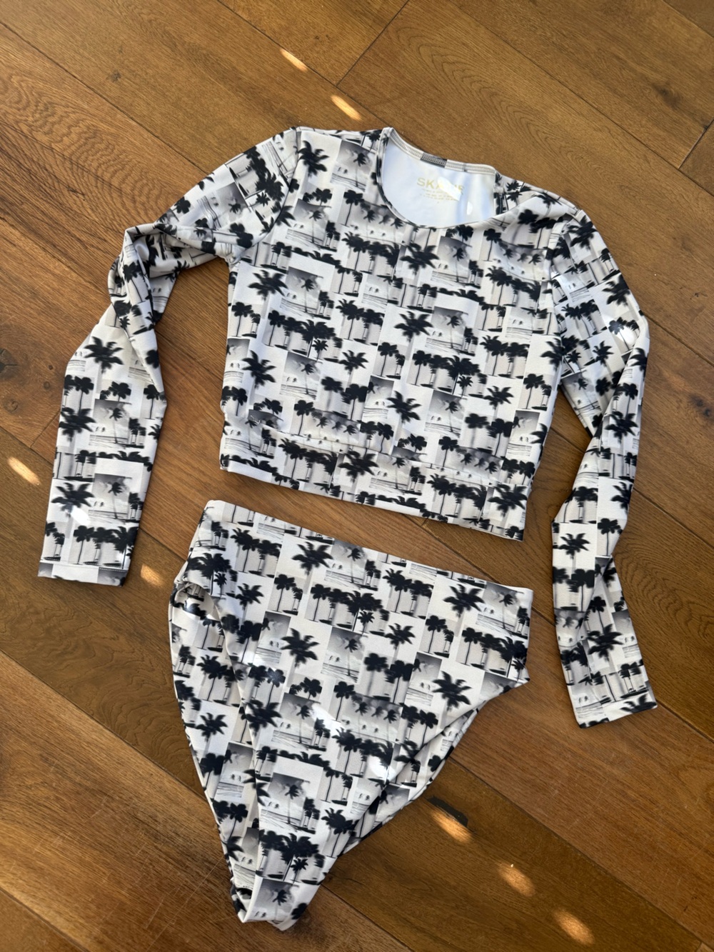 Skatie Long Sleeve Palm Print Bikini Set — Size S/M